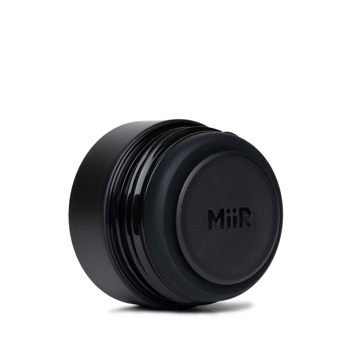 360-traveler-m6 360_Lid_Studio_0521_Bottom_1__TRV1SV12002.jpg