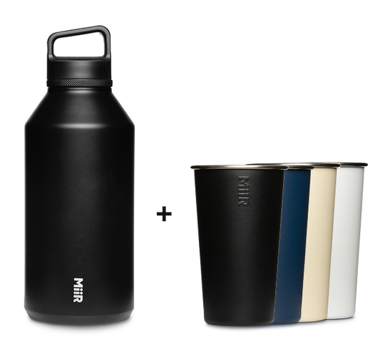 64oz-wm-bottle-4x-pint-cups-f4 64oz-bundle-04.png