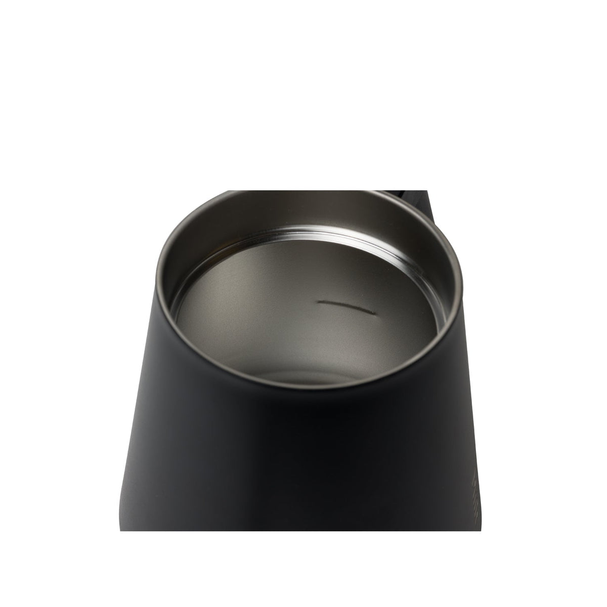 new-standard-pour-over-kettle-j1 Pour_Over_Kettle_Black_Studio_0222_Measurer__POK1SNOS002.jpg