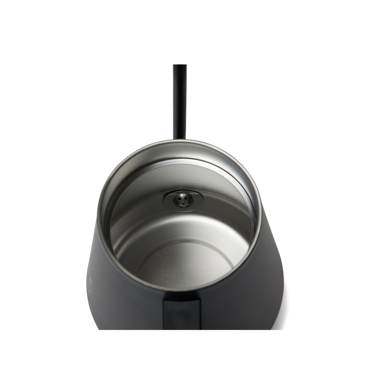 new-standard-pour-over-kettle-j1 Pour_Over_Kettle_Black_Studio_0222_Screen__POK1SNOS002.jpg