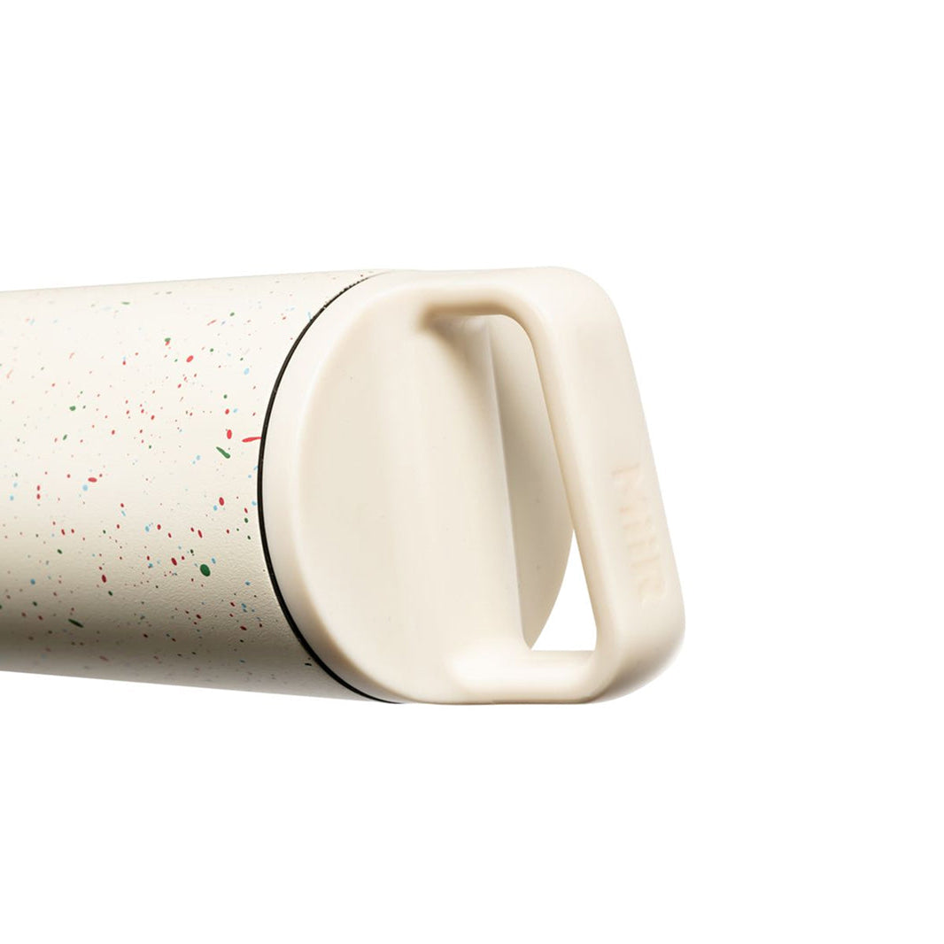 wide-mouth-e2 WebPDP-20oz_Wide_Mouth_Bottle_Party__WMB2SV20230_x2Studio_45deg.jpg