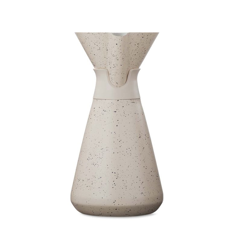 new-standard-carafe-m7 WebPDP-33oz_New_Standard_Carafe_Desert_Tan_Speckle_Studio__CAR1SVOS224_270.jpg