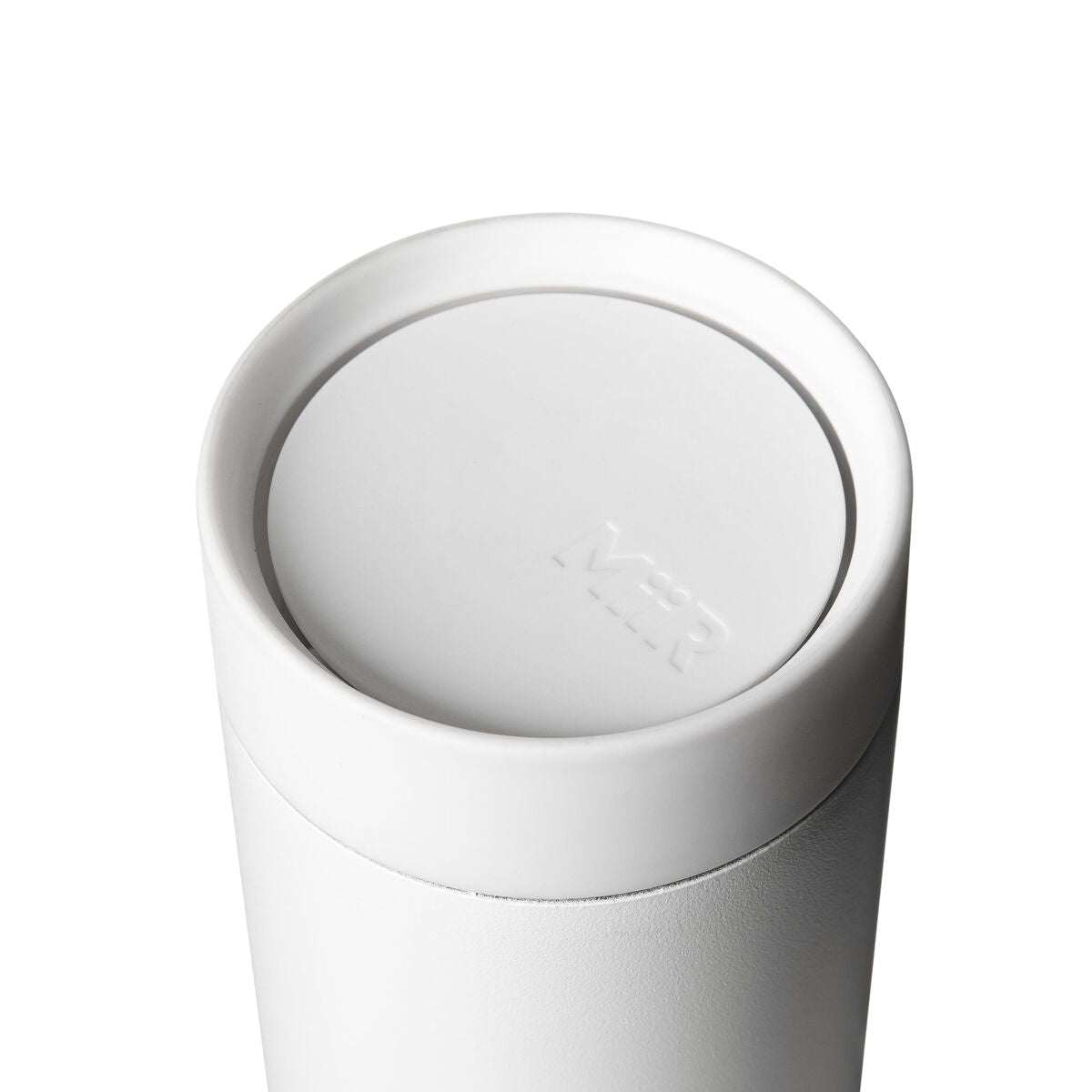 360-lid-r5 WebPDP-360_Lid_White__3602PNWM001_X2Studio_Closeup_Closed.jpg