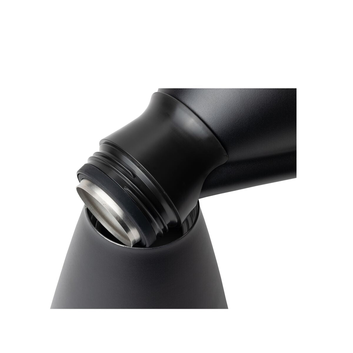 new-standard-carafe-m7 WebPDP-Carafe_Black_Studio_0722_45_Deg_Top_Staged__CAR1SVOS002.jpg
