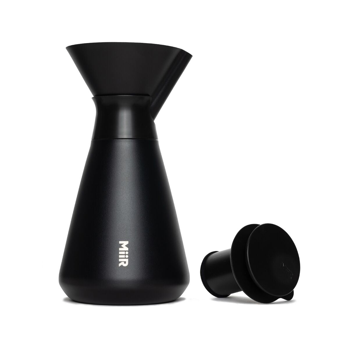 new-standard-carafe-m7 WebPDP-Carafe_Black_Studio_0722_Front_Lid_Staged__CAR1SVOS002.jpg