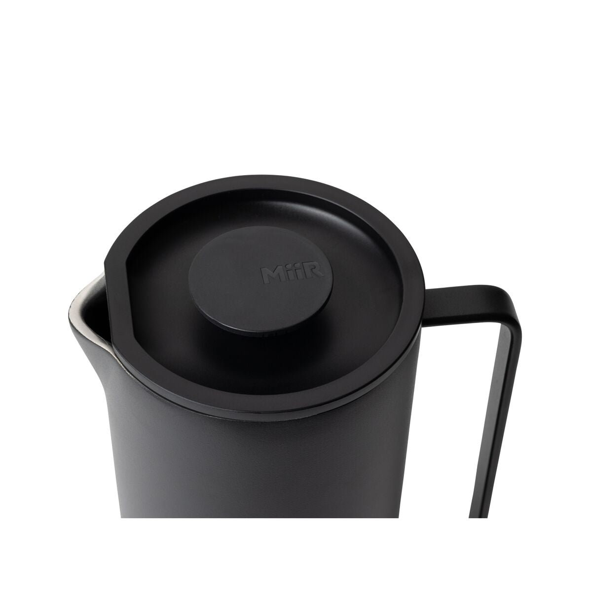 new-standard-french-press-d6 WebPDP-French_Press_Black_Studio_0722_45_Deg_Lid_On__FRP1SNOS002.jpg