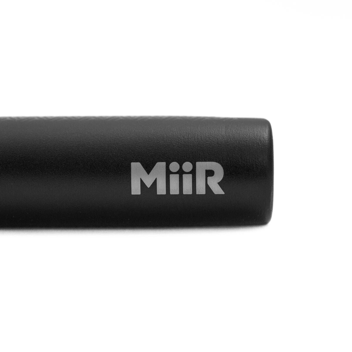 miir-x-carryology-flask-n7 WebPDP-MiiR_x_Carryology_Aero_Flask_Studio__FLK1SSOS401_4_12.10.24__FLK1SSOS401.jpg