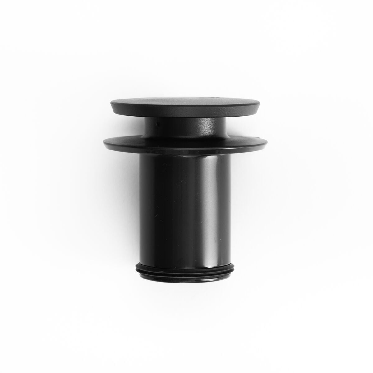 new-standard-carafe-m7 WebPDP-PolishedStainlessCarafe_33oz_SS_StudioX207182024_Lid__CAR1SVOS005.jpg